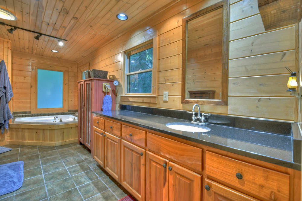 730 Riverside Lane Property Photo 64