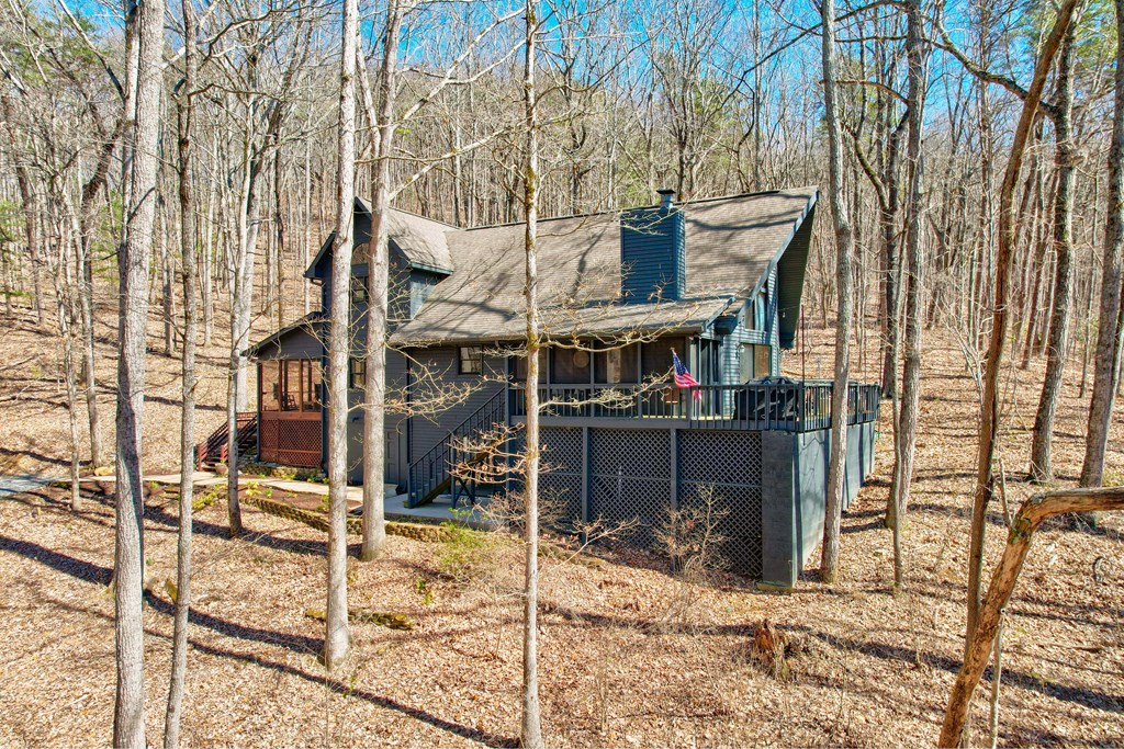 843 Fern Valley Road Property Photo 3