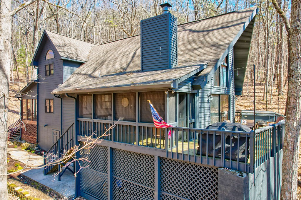 843 Fern Valley Road Property Photo 4