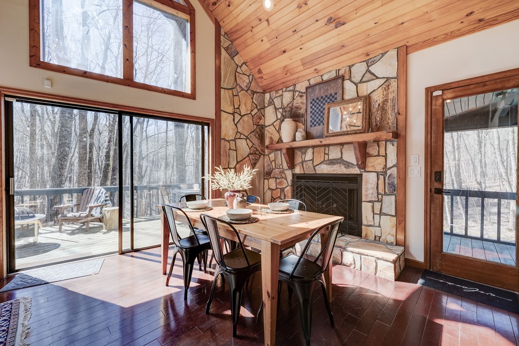 843 Fern Valley Road Property Photo 8