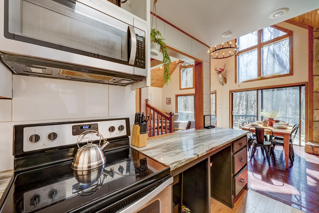 843 Fern Valley Road Property Photo 13
