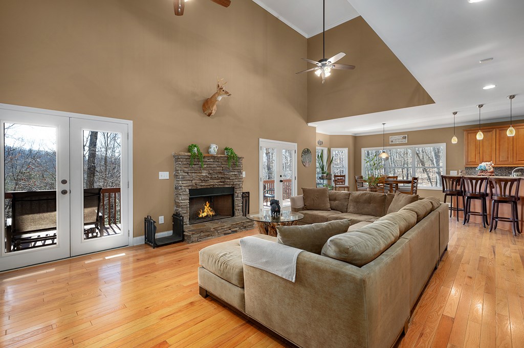 3184 Saint Andrews Way Property Photo 30