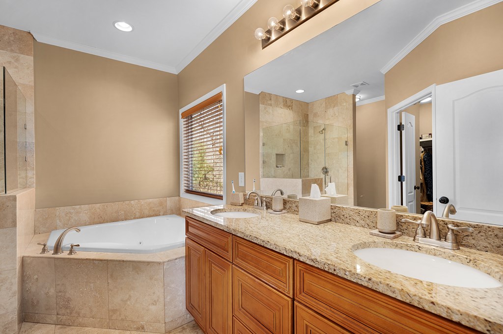 3184 Saint Andrews Way Property Photo 38