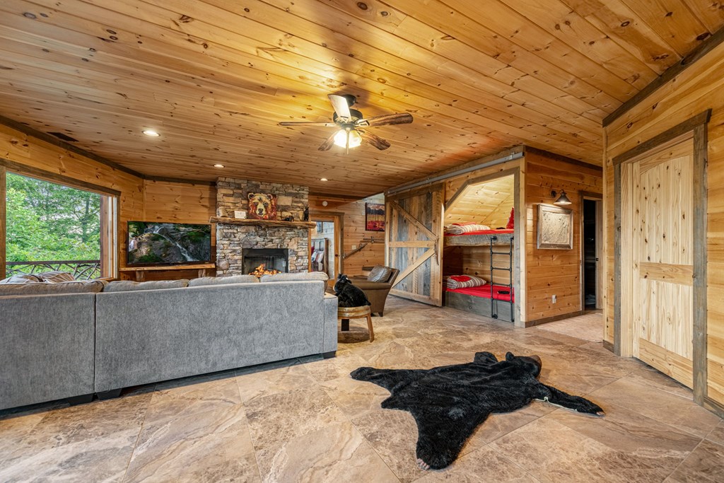 530 Century Lane Property Photo 29