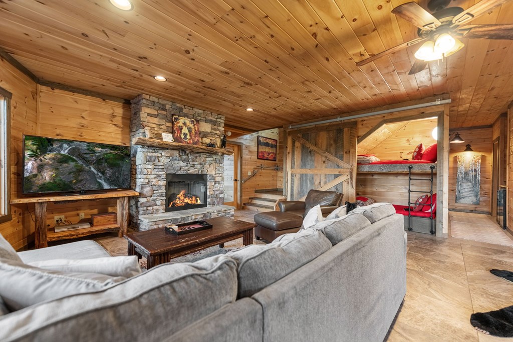 530 Century Lane Property Photo 30