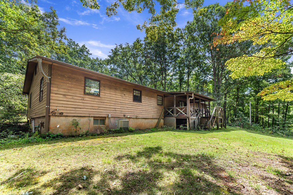 788 Lake Forest Drive Property Photo 7