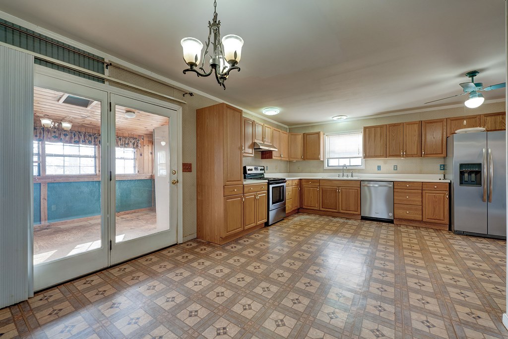 146 Bentwood Lane Property Photo 9