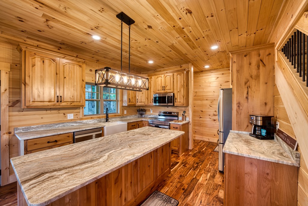 167 Big Valley Overlook Property Photo 14