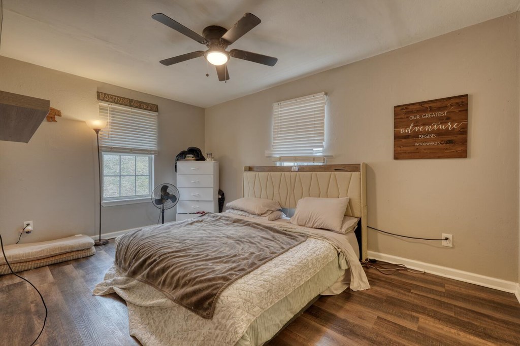 435 Pine Crest Circle Property Photo 14