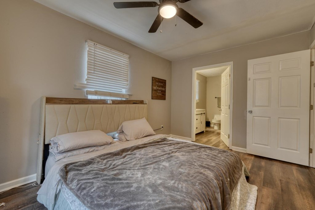 435 Pine Crest Circle Property Photo 15