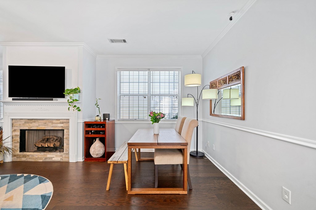 3302 Heritage Walk Ln Property Photo 6