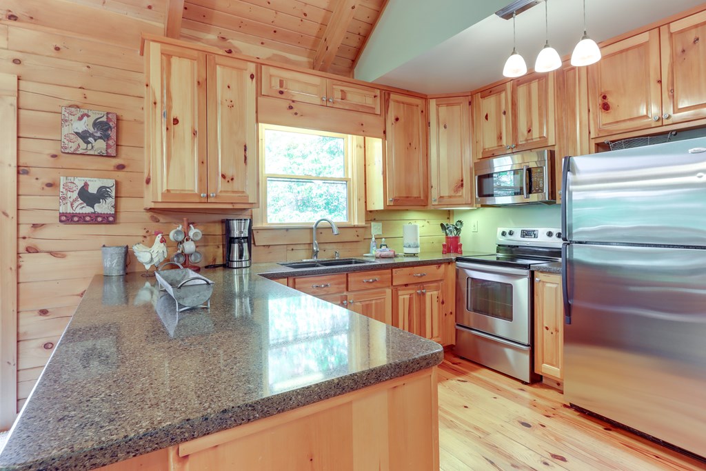 223 Novena Court Property Photo 11