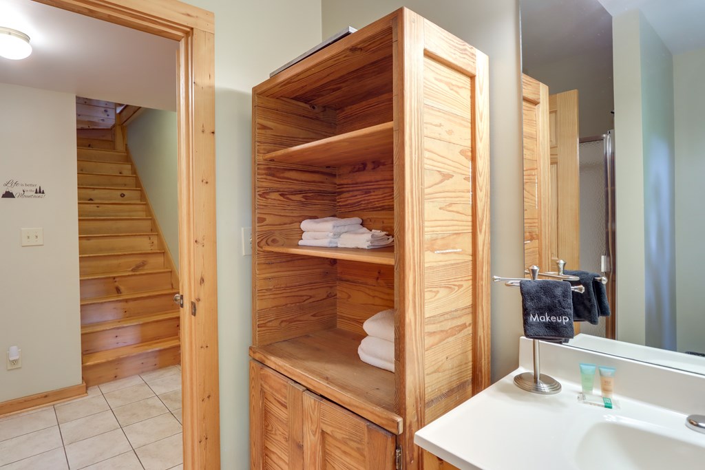 223 Novena Court Property Photo 26