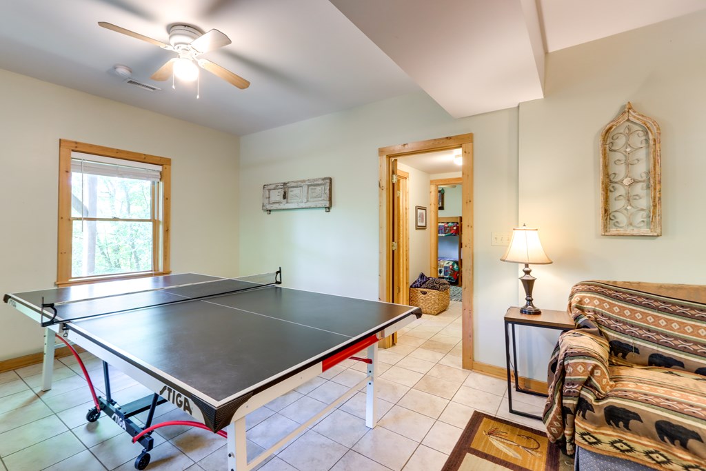 223 Novena Court Property Photo 28