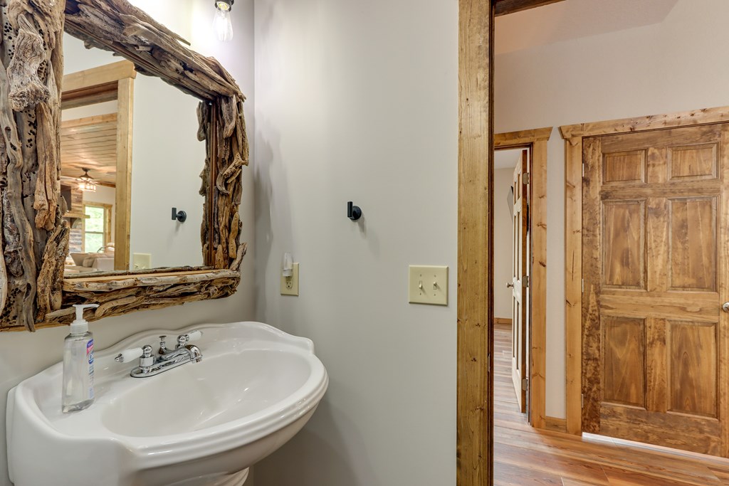 487 Hillsdale Drive Property Photo 20