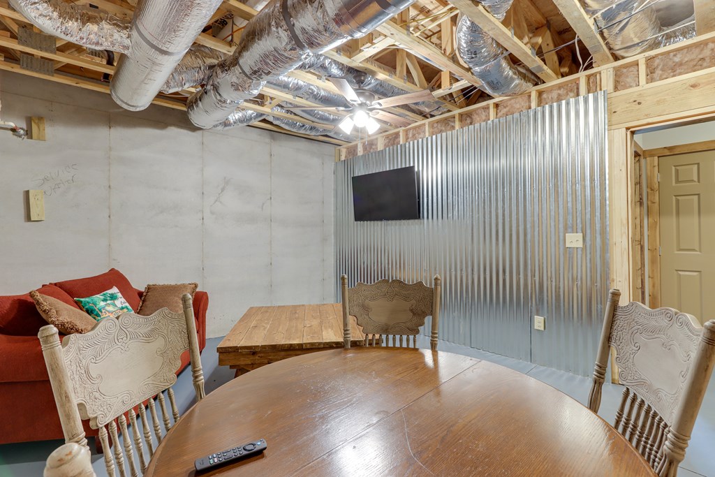 487 Hillsdale Drive Property Photo 36