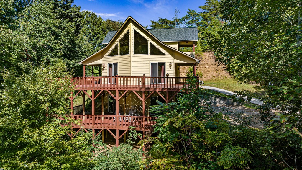 235 Oak Ridge Estates Property Photo 3