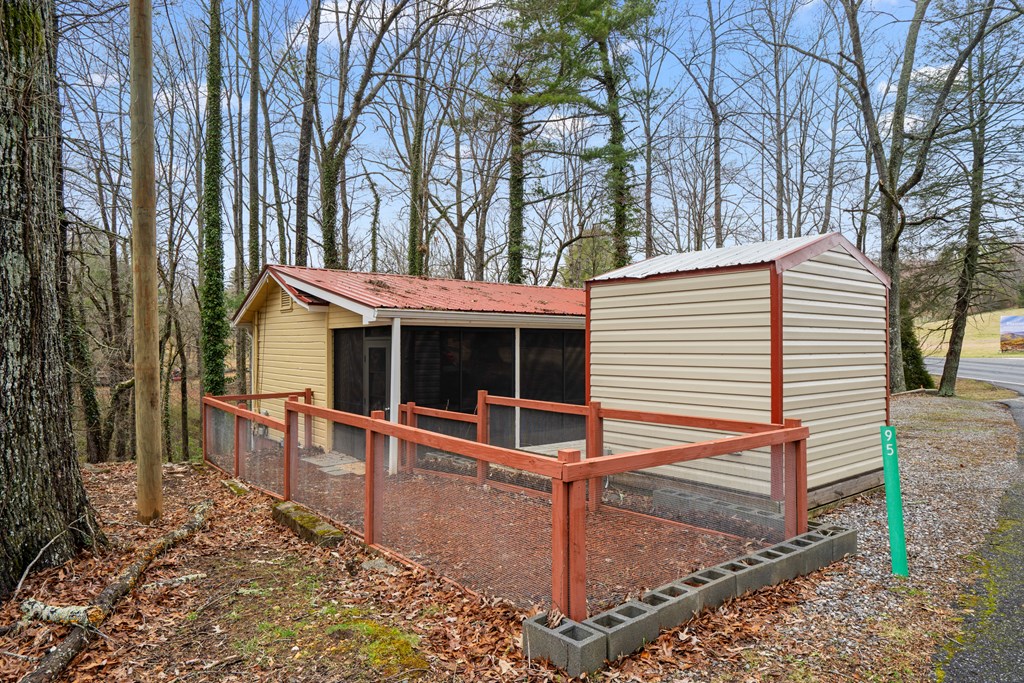95 Nottely Lake Cottage Property Photo 22