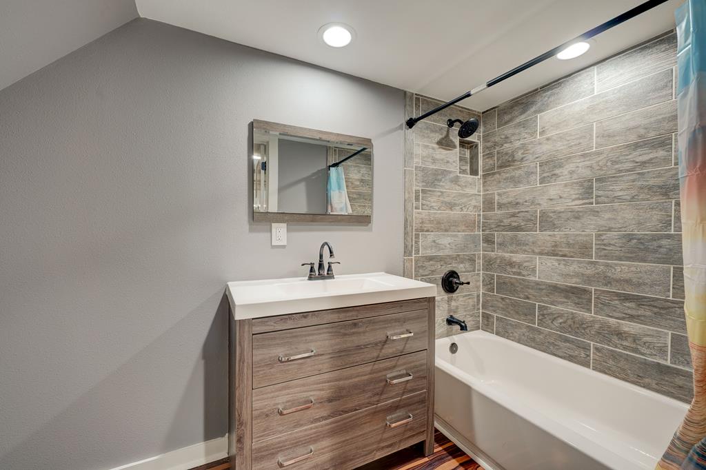 59 Treetop Lane Property Photo 33