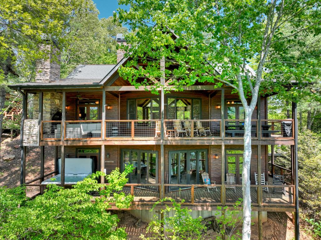 670 Magnolia Drive Property Photo 1