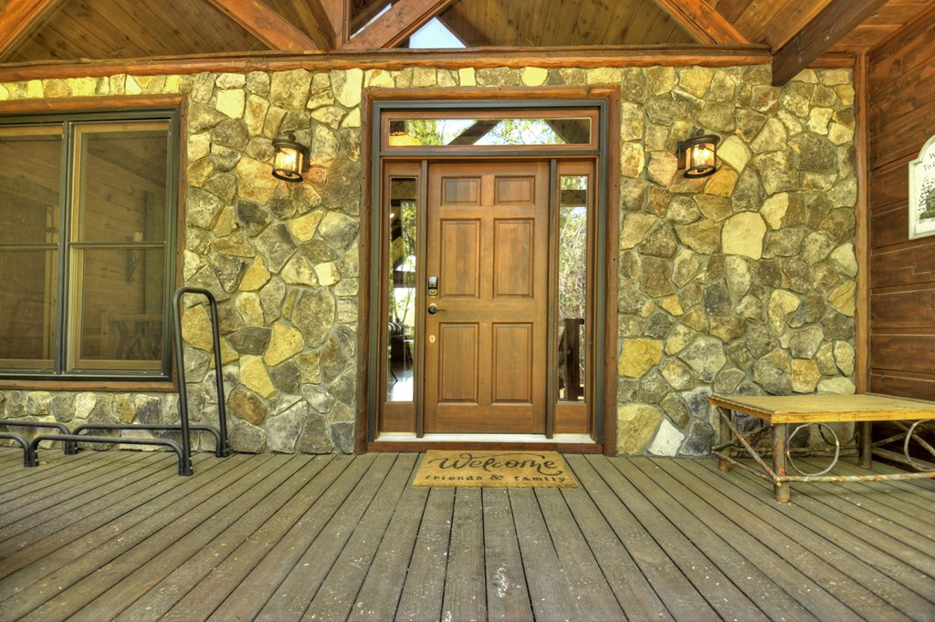 670 Magnolia Drive Property Photo 7
