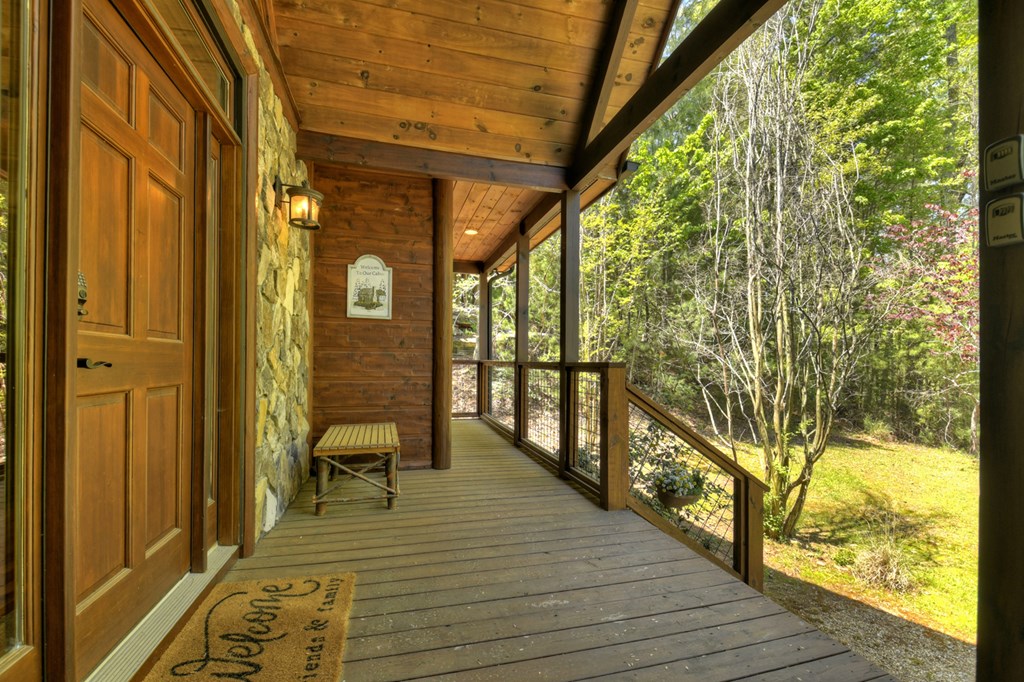 670 Magnolia Drive Property Photo 8