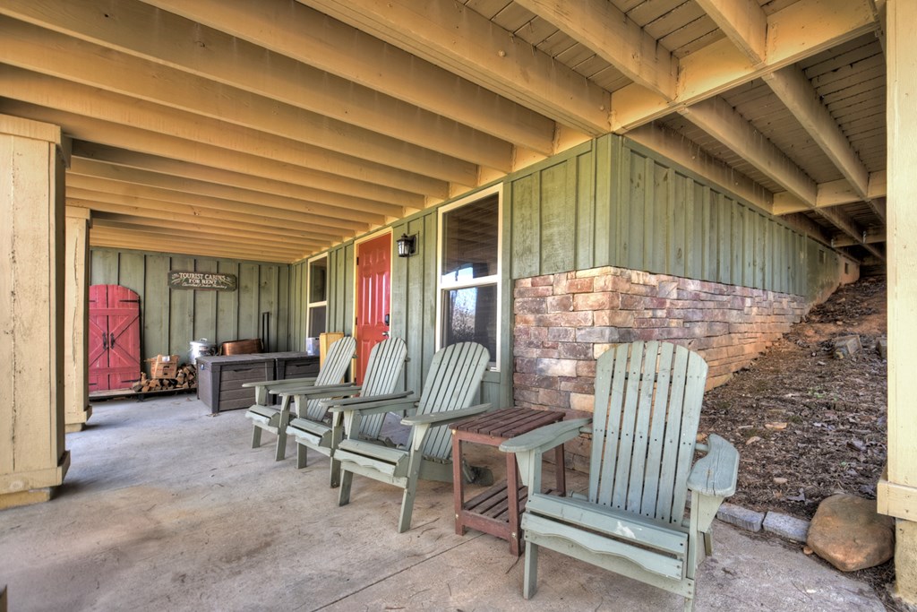 33 Carley Drive Property Photo 6