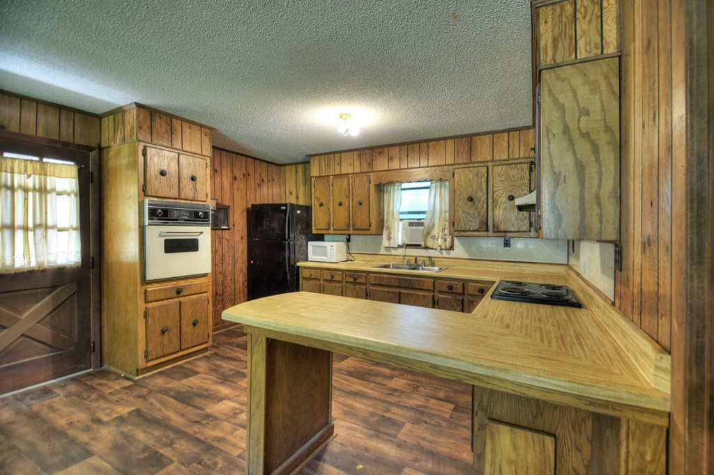569 Number 20 Mine Road Property Photo 2