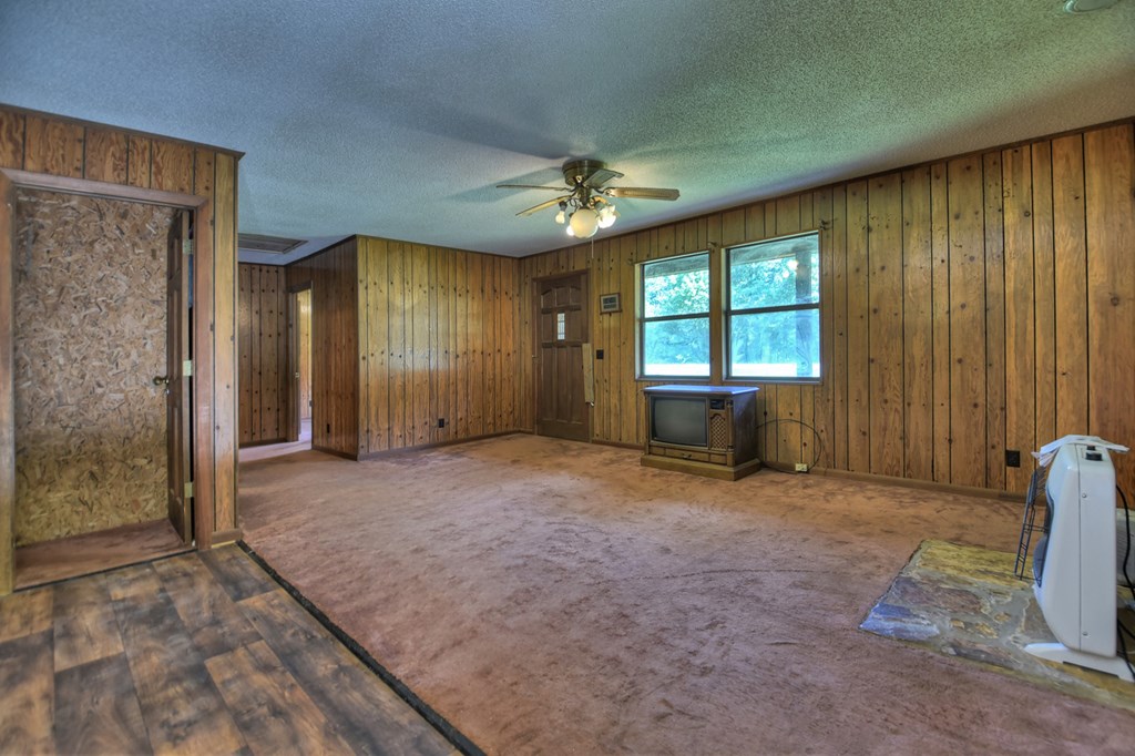 569 Number 20 Mine Road Property Photo 3