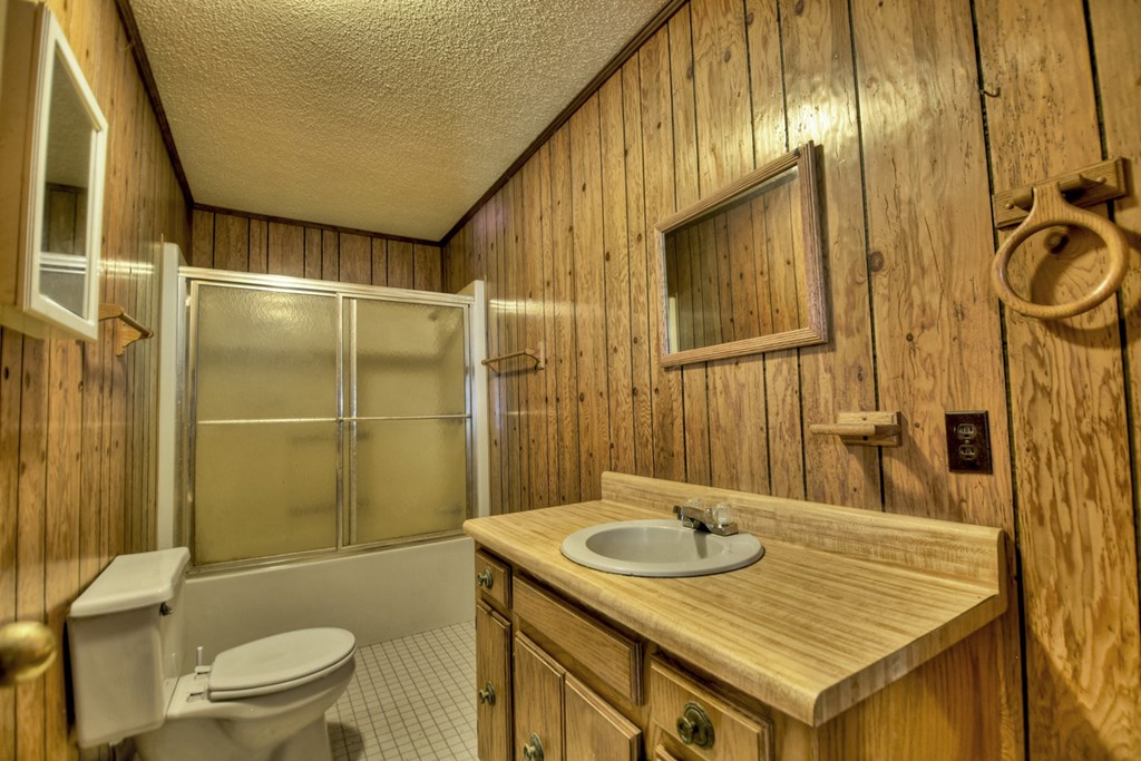 569 Number 20 Mine Road Property Photo 4