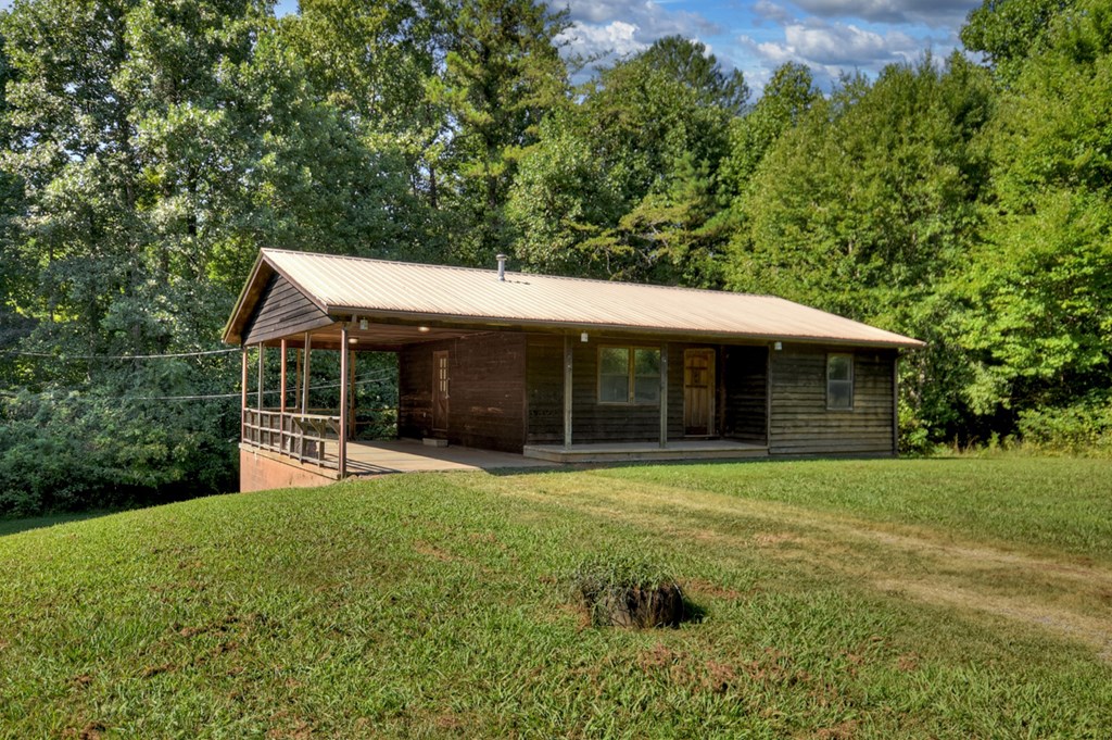 569 Number 20 Mine Road Property Photo 6