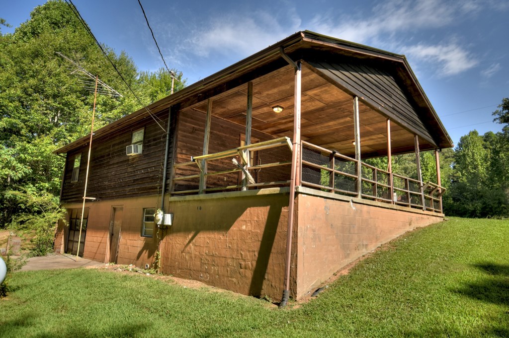 569 Number 20 Mine Road Property Photo 11