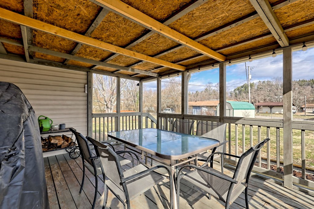 59 Lowell Street Property Photo 35