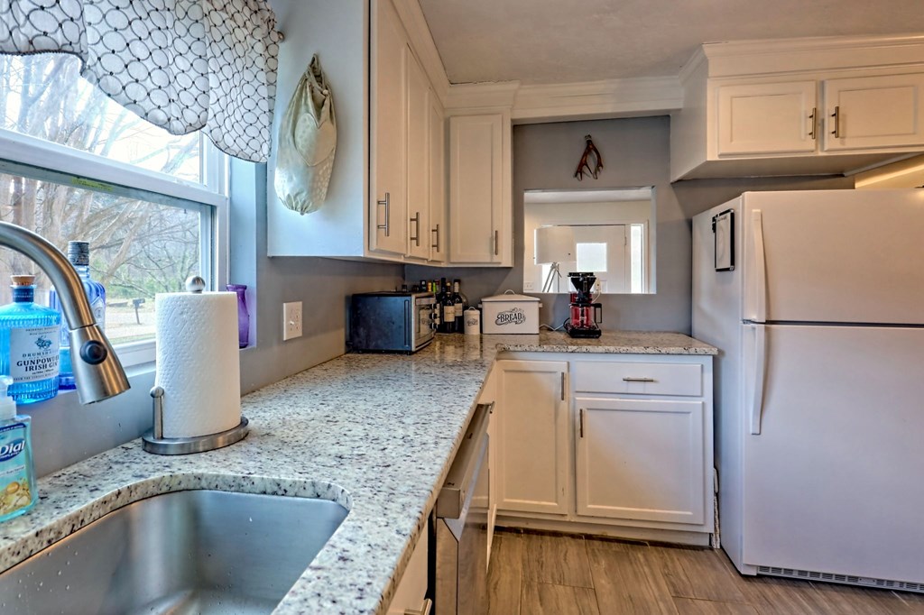 59 Lowell Street Property Photo 54