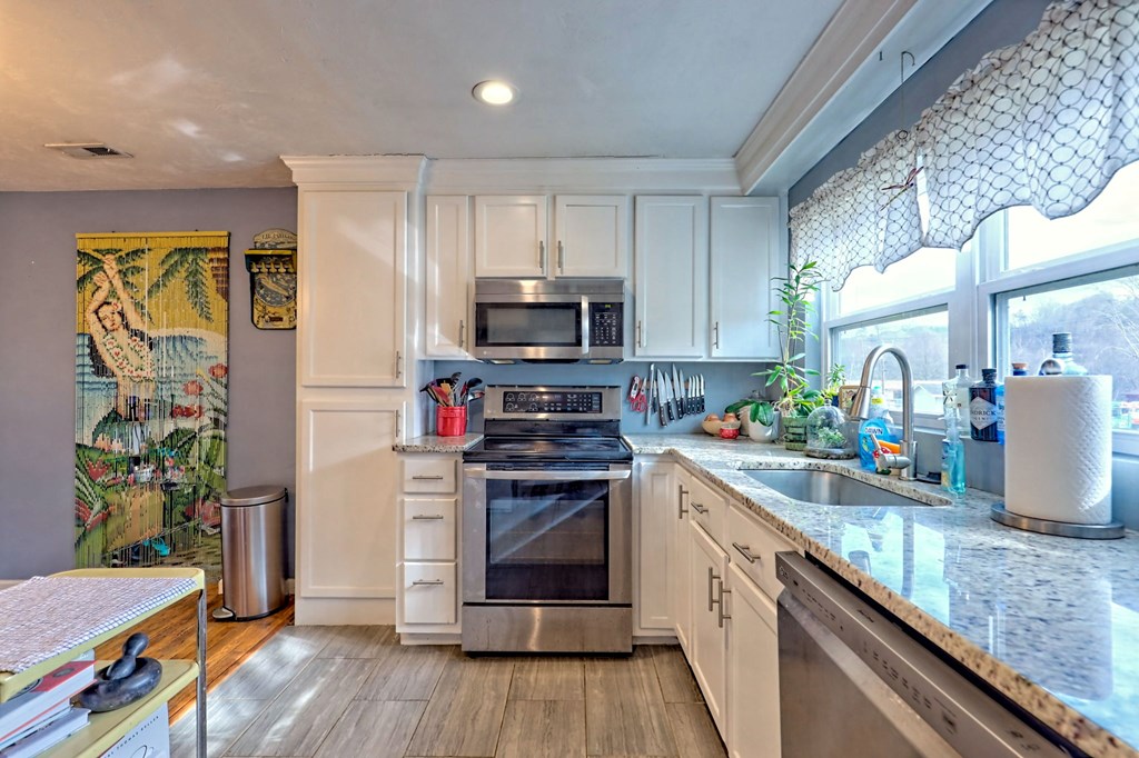 59 Lowell Street Property Photo 55
