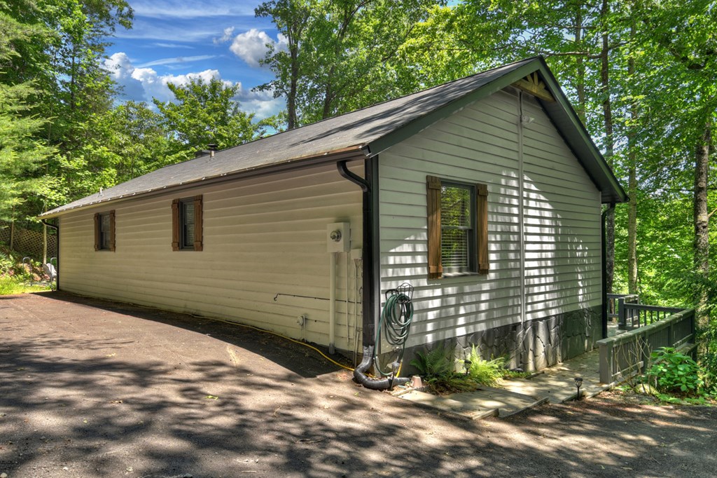 92 Cherry Lake Drive Property Photo 40