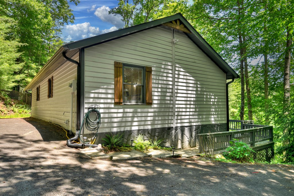 92 Cherry Lake Drive Property Photo 41
