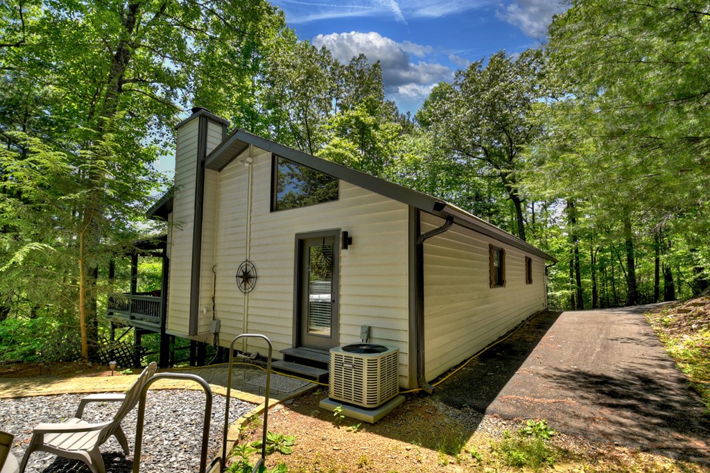 92 Cherry Lake Drive Property Photo 44