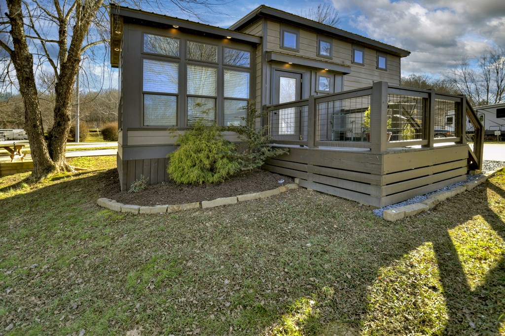35 Mountain Meadows Circle Property Photo 13