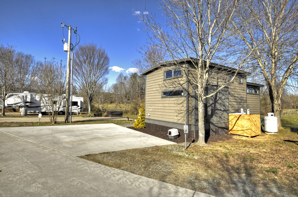 35 Mountain Meadows Circle Property Photo 19
