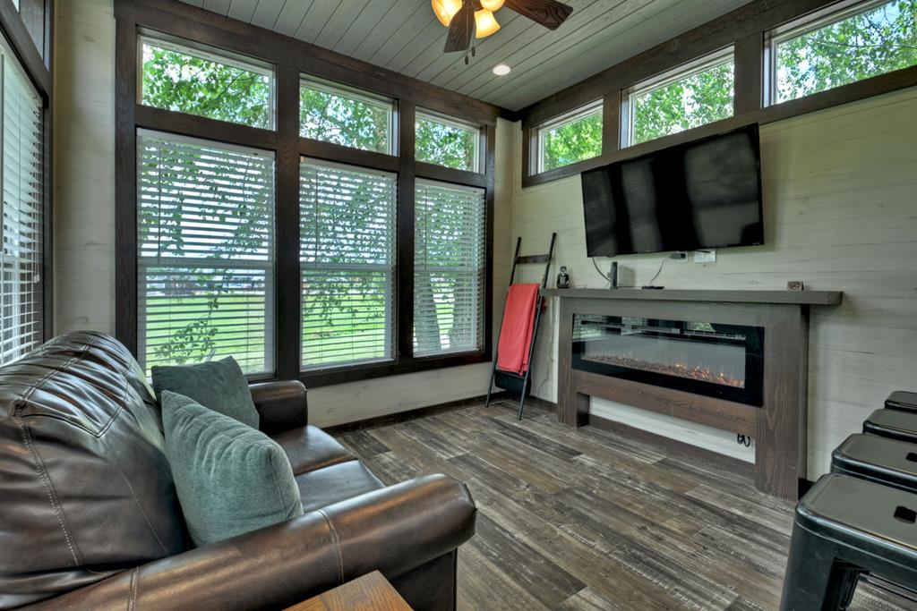 35 Mountain Meadows Circle Property Photo 23