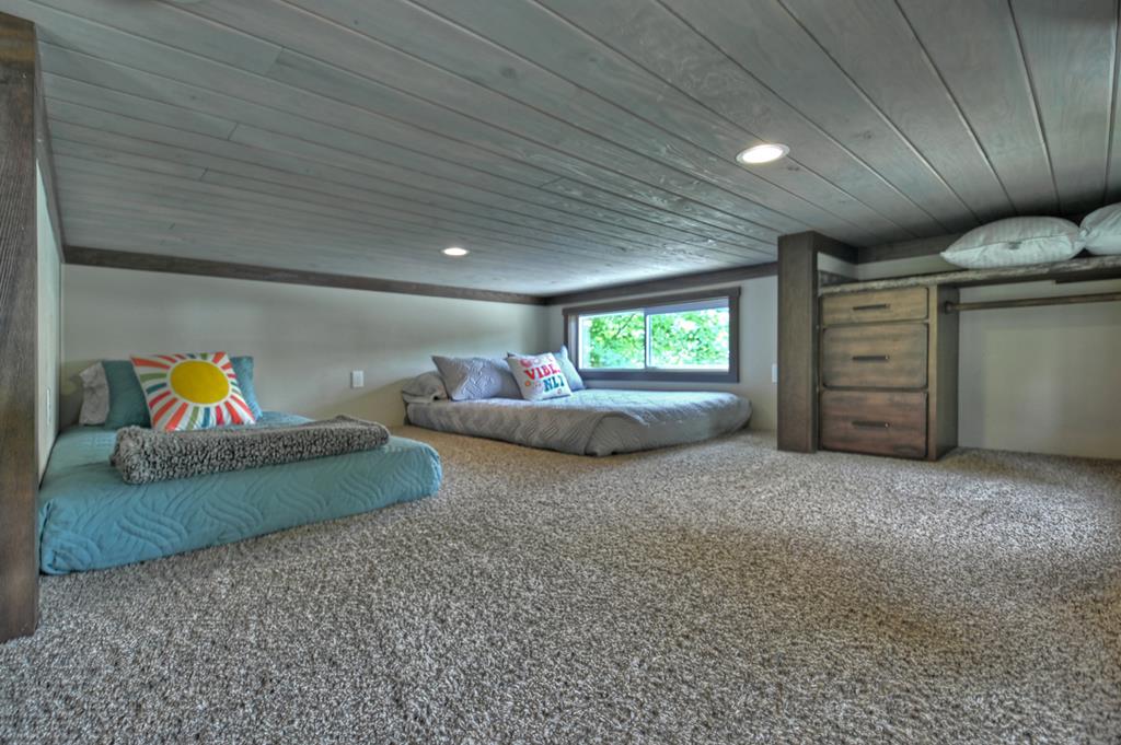 35 Mountain Meadows Circle Property Photo 27
