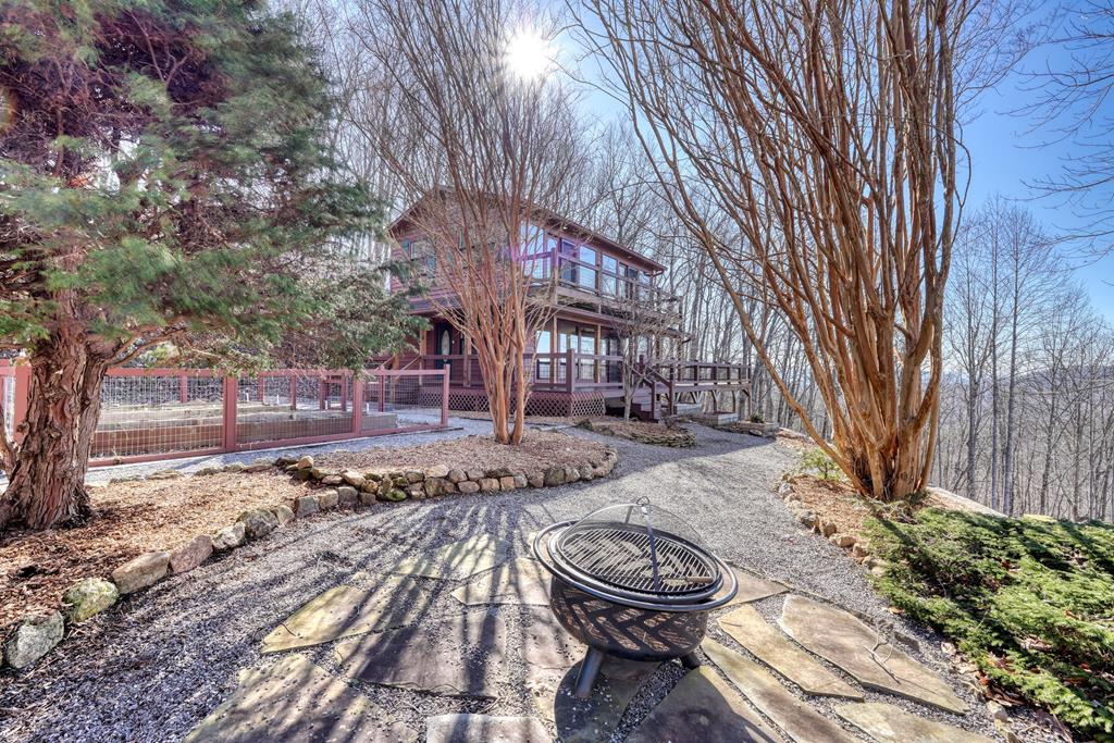 130 Hogans Run Property Photo 1