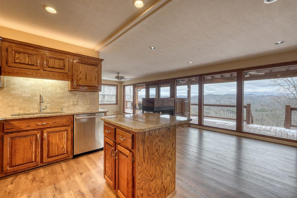 130 Hogans Run Property Photo 28