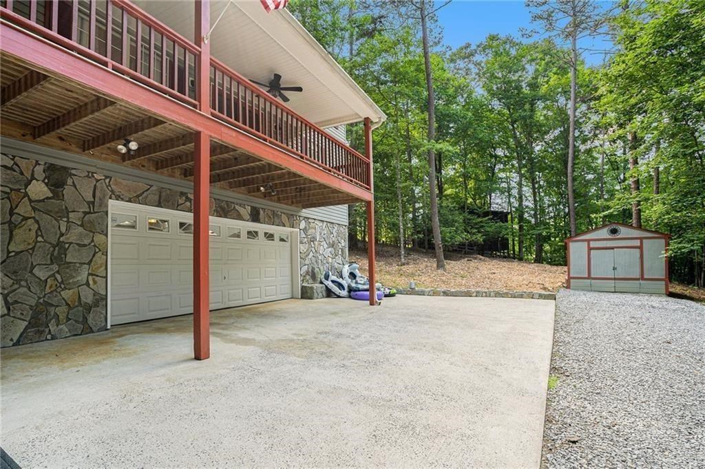 43 Hamlet Court Property Photo 3