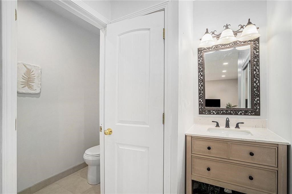 43 Hamlet Court Property Photo 27