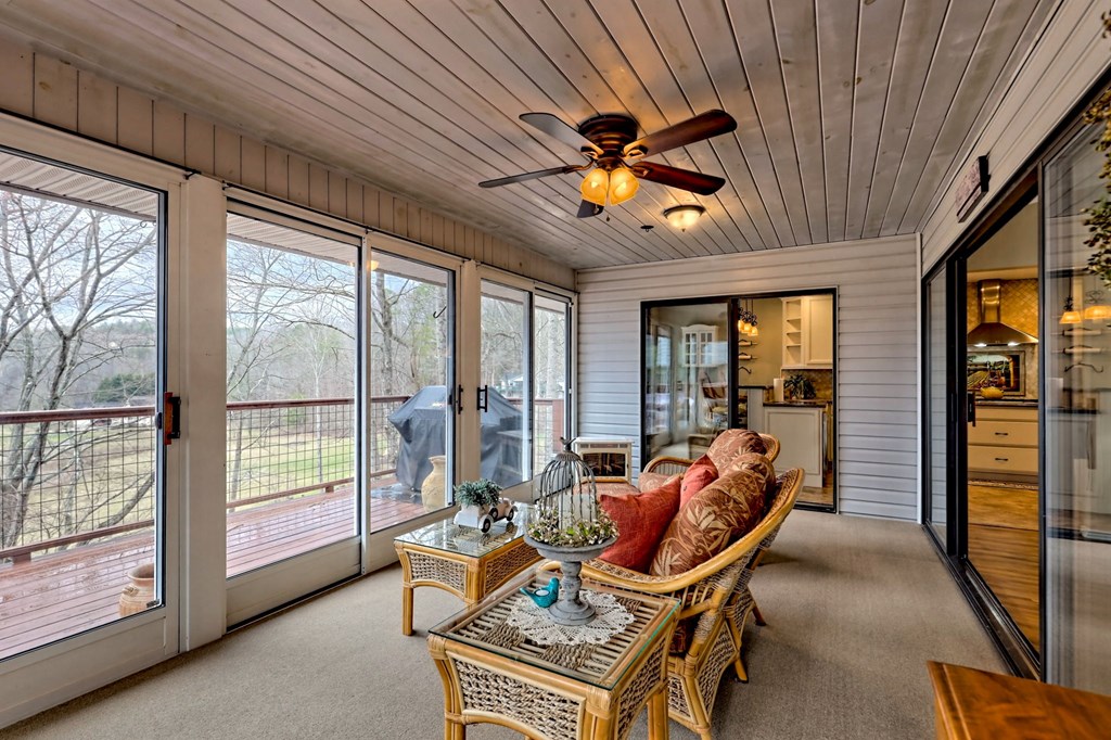 5530 Pine Crest Road Property Photo 7