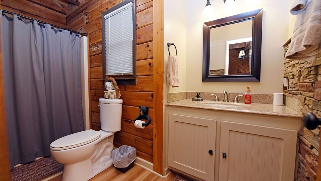 602 Harrison & Ada Road Property Photo 15