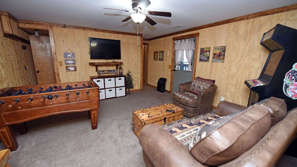 602 Harrison & Ada Road Property Photo 17
