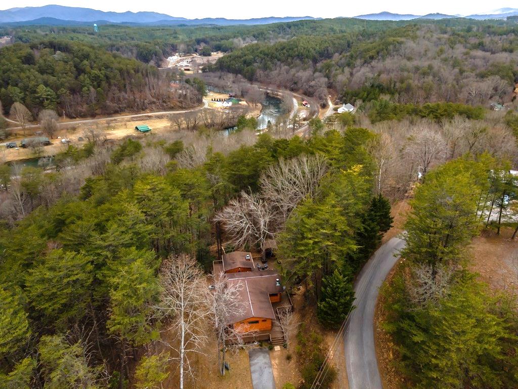233 River Hills Property Photo 53
